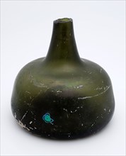 Belly bottle, belly bottle bottle holder soil find glass, bottom Body with almost vertically ascending wall to convex shoulders