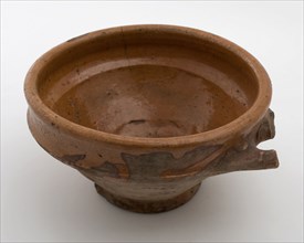 Earthenware bowl, internal glazed, red shard, horizontal sausage ear, porcelain crockery holder earth discovery ceramic
