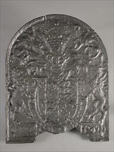 Fireback coat of arms of the King of England, Charles II, Date 1661, hob plate cast iron, cast Rectangular bow at the top.