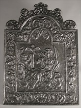 Fireback with personification of the Hoop with two putti, fire plate cast iron, cast Rectangular with arch at the top.