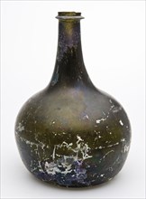Belly bottle, belly bottle bottle holder soil find glass, free blown and shaped glass application Circular bottle in clear dark
