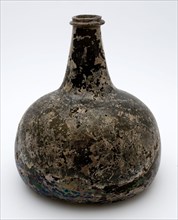 Bulbous bottle, cat's head, belly bottle bottle holder soil find glass, free blown and shaped glass application Bottle shaped