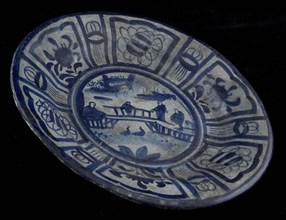 Majolica dish with Wanli decor, landscape with bridge and four people, dish crockery holder soil find ceramic earthenware glaze