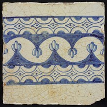 Tile, blue on white, border with scallops and fringes, tile picture footage fragment ceramics pottery glaze, baked 2x glazed