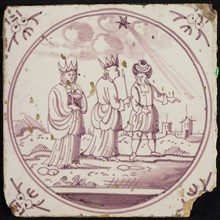 Scene tile, three kings with star of Bethlehem, corner motif ox's head, wall tile tile sculpture ceramic earthenware glaze