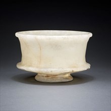 Ointment Vessel, New Kingdom, Dynasty 18 (about 1550–1292 BC), Egyptian, Egypt, Egyptian alabaster,