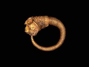 Earring with Lion Head Finial, 3rd/2nd century BC, Greek, Ancient Greece, Gold, 3.3 × 2.9 × 0.9 cm