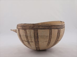 Bowl, Late Bronze Age, 1450/1200 BC, Cypriot, Cyprus, Cyprus, terracotta, 11 × 23 × 18 cm (4 1/4 ×