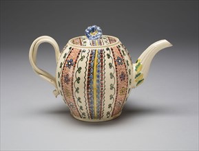 Teapot, c. 1770, England, West Yorkshire, Leeds, Leeds, Lead-glazed earthenware, 12.1 × 10.2 cm (4