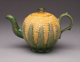 Teapot, 1750/70, England, Staffordshire, Staffordshire, Lead-glazed earthenware (creamware), H. 13