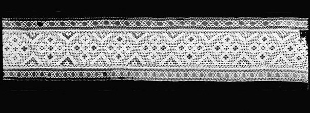 Strip, 19th century, Russia, linen, drawnwork embroidery, silk thread, 351.8 x 15.9 cm (138 x 6 1/4
