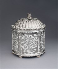 Potpourri Jar, 1810/20, England, Staffordshire, Staffordshire, Lead-glazed earthenware with lustre