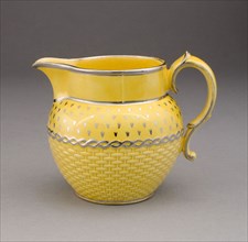 Pitcher, 1820/30, England, Staffordshire, Staffordshire, Lead-glazed earthenware with lustre