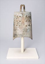 Loop Suspension Bell (Niuzhong), Eastern Zhou dynasty, Spring and Autumn period (770–481 B.C.),