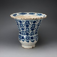 Urn, 1675/1700, Talavera poblana, Puebla, Mexico, Puebla, Tin-glazed earthenware, H. 35 cm (13 3/4