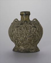 Pilgrim Flask (Bian Hu), Sui (581–618) or early Tang dynasty (618–907), c. late 6th/7th century,
