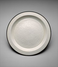 Shallow Dish with Peony Sprays, Northern Song dynasty, (960–1127), 11th century, China, Ding ware,