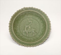 Foliate Dish with Crane and Deer Amid Clouds, Yuan dynasty (1279–1368), late 13th century, China,