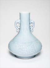 Vase with Leaf Scroll Handles and Floral Spray Design, Qing dynasty (1644–1911), Qianlong reign