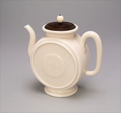 Flattened Teapot (Bianhu), Qing dynasty (1644–1911), mid–17th century, China, Dehua ware (blanc de