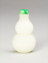 Gourd-Shaped Snuff Bottle, Qing dynasty (1644–1911), 1740–1800, China, White jade, 6.4 × 3.8 × 2.7