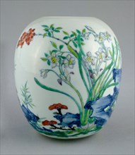 Jar with Narcissus, Nandina Berries, Lingzhi Mushrooms, and Rocks, Qing dynasty (1644–1911),
