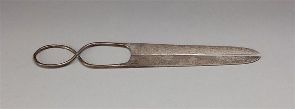 Scissors, Tang dynasty (618–907), 8th/9th century, China, Silver with chased and ringmatted