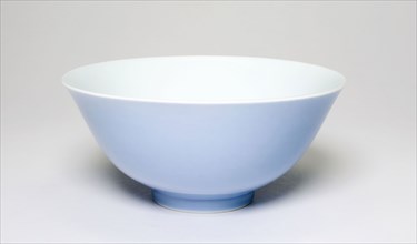 Bowl, Qing dynasty (1644–1911), Yongzheng reign mark and period (1723–1735), China, Porcelain with