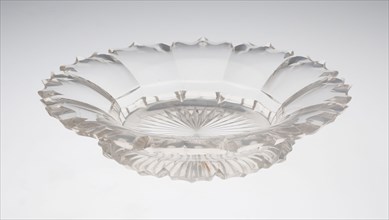 Shallow Dish, c. 1850, England, Bristol, Bristol, Glass, 7 × 24.1 cm (2 3/4 × 9 1/2 in.)