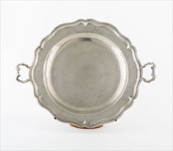 Tray, Late 18th century, Germany, Pewter, 35 cm (13 3/4 in), with handles: 42.6 cm (16 3/4 in.)