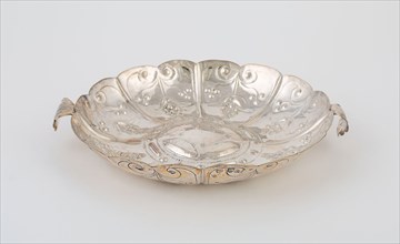 Sweetmeat Dish, 1631/32, London, England, Silver, 3.2 × 22.2 × 19.4 cm (1 1/4 × 8 3/4 × 7 5/8 in.)