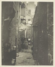 Close No. 37 High Street, 1868, Thomas Annan, Scottish, 1829–1887, Scotland, Photogravure, plate 15