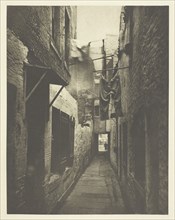 Close No. 101 High Street, 1868, Thomas Annan, Scottish, 1829–1887, Scotland, Photogravure, plate 8