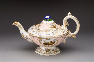 Teapot, c. 1840, Spode Pottery & Porcelain Factory, English, founded 1767, Stoke on Trent,