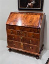Desk, 1700/35, American, 18th century, Boston, Boston, Walnut, walnut veneer, and white pine, 110.5