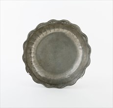 Bowl with Scalloped Edge, 1774, Possibly France, France, Pewter, 4.5 × 23.2 cm (1 3/4 × 9 1/8 in.)