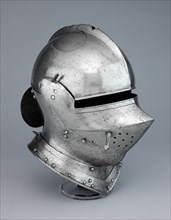Armet, 1500/20, Northern Italian or Flemish, Milan, Steel and leather, 35.6 × 34.3 cm (14 × 13 1/2