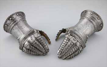 Pair of Fingered Gauntlets, c. 1520, Flemish, Flanders, Steel and leather, L. 26.7 cm (10 1/2 in.)