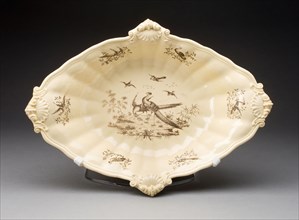Bowl, c. 1780, England, Staffordshire, Staffordshire, Lead-glazed earthenware (creamware),