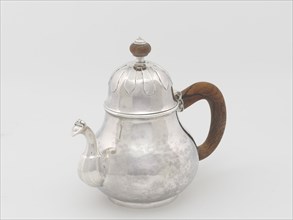 Teapot, 1715/25, Attributed to Jacob Marius Groen, American, c. 1679–c. 1750, New York, New York,