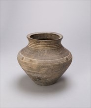 Jar (Guan), Style of Shang dynasty (c. 1600–1050 B.C.), China, Earthenware with incised and applied