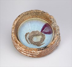 Bowl in Saggar, Yuan dynasty (1279–1368), late 13th/early 14th century, China, Hunan, Bowl: Jun
