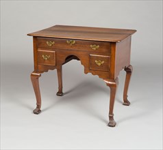Dressing Table, 1729/60, American, 18th century, Philadelphia, United States, Walnut and white
