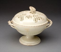 Cream Bowl, 1780/1800, England, Staffordshire, Staffordshire, Lead-glazed earthenware (creamware),