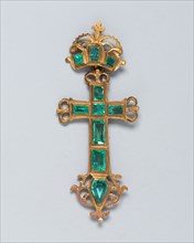 Pendant Cross, 17th century, Spanish or Spanish Colonial, Spain, Gold and emeralds, 6.3 × 2.7 cm (2