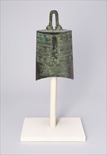 Loop Suspension Bell (Niuzhong), Eastern Zhou dynasty (770–256 B.C.), late 6th/early 5th century B