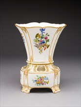 Flower Vase, 1759, Sèvres Porcelain Manufactory, French, founded 1740, Painted by Charles Buteux,