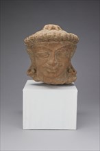 Male Head, 3rd/4th century, India, Uttar Pradesh, Uttar Pradesh, Terracotta, 23.5 x 21.0 x 19.7 cm