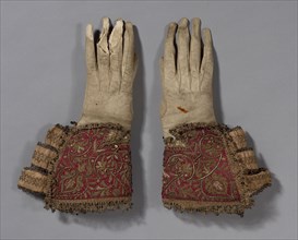 Pair of Men’s Gloves, 1600/50, England, Gloves: leather, Gauntlets: silk, satin weave, embroidered