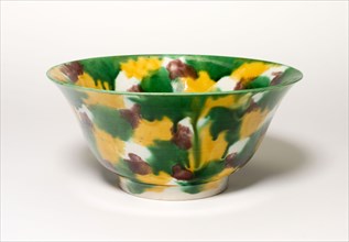 Bowl, Qing dynasty (1644–1911), Kangxi period (1662–1722), early 18th century, China, Porcelain